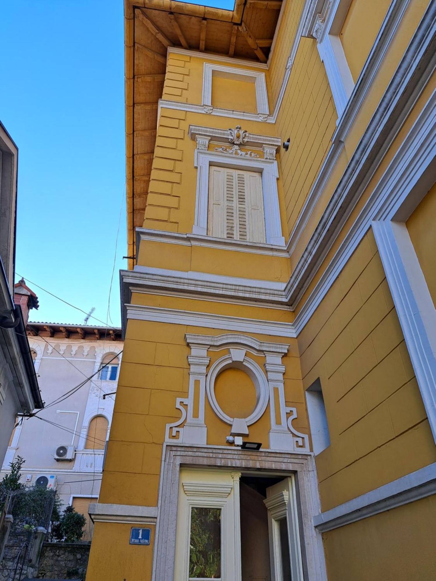 Apartman Barocco Ловран Экстерьер фото