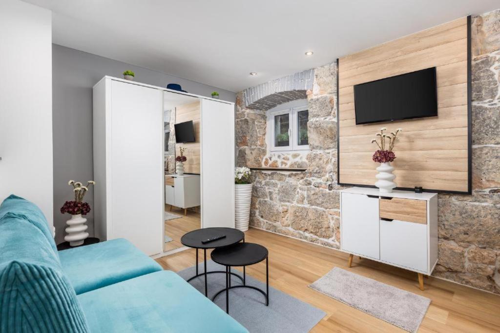 Apartman Barocco Ловран Экстерьер фото