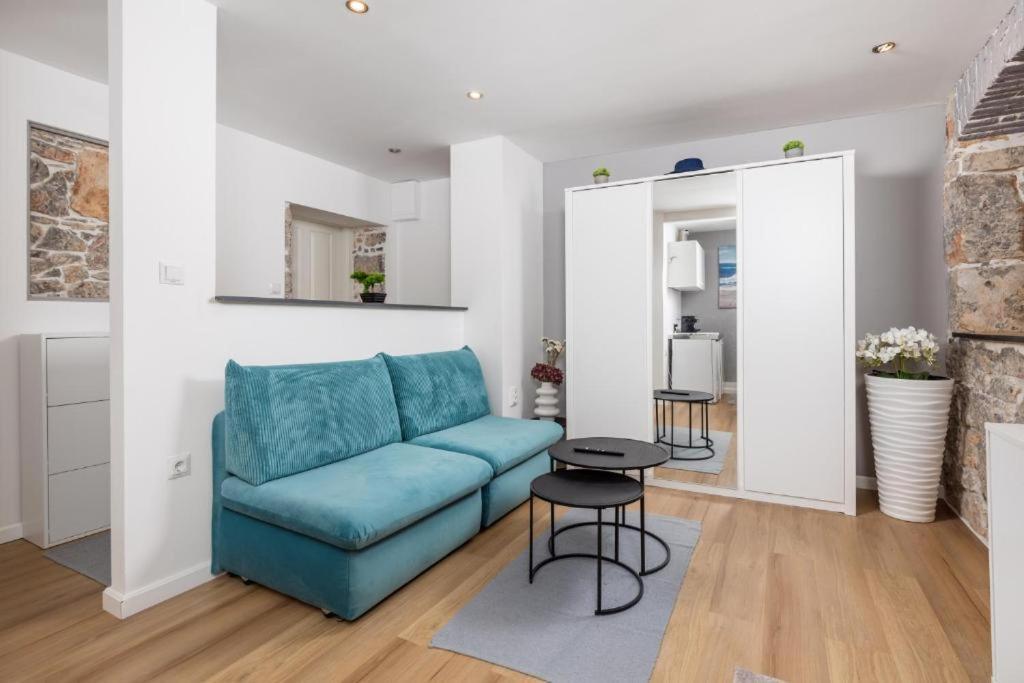 Apartman Barocco Ловран Экстерьер фото